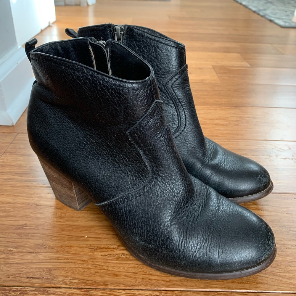 Land’s End Booties/Boots. Black leather with wooden heel. Size 8.5.